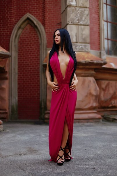 Мои услуги нацелены на ваше полное удовлетворение и релаксацию.💋 Я могу быть нежной и ласковой, а также игривой и страстной. Выбор за вами, ведь ваше удовольствие - моя главная цель.🔥 В Москве понастоящему удовлетворить вас может только я, так что не упустите свой шанс на незабываемое знакомство. Посмотрите мое портфолио для убедительных фото и отзывов. Жду с нетерпением нашей встречи в Москве!🌃 Алиса